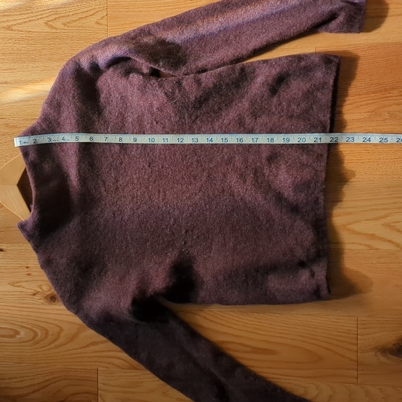 Bartolini. Wool | Cashmere Plum Knit Sweater. Size Medium. - Picture 3 of 6